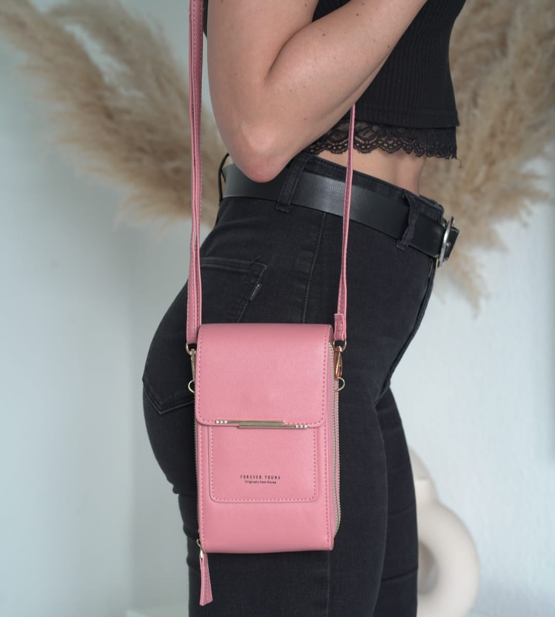 VEIGGARA™ | Borsa a tracolla in pelle con schermo touch